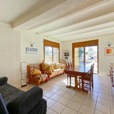 Ampuriahome Hosting 15, Pool & Mooring * Empuriabrava